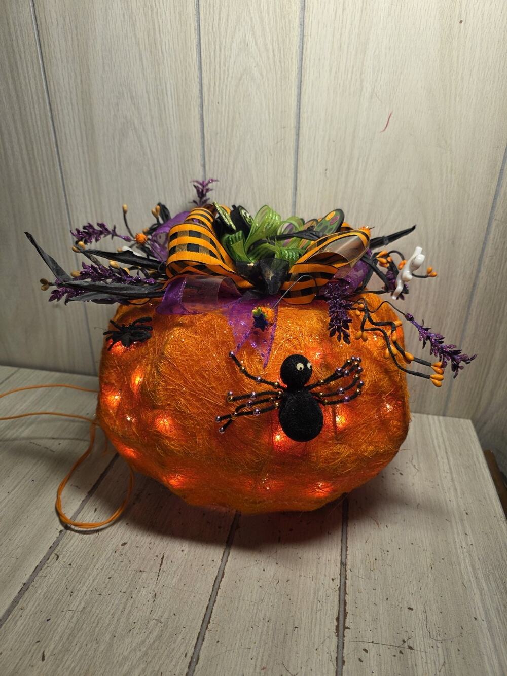 Vtg Decorative Pre Lit Natural Fiber Pumpkin Halloween Spider Ghost Bows Festive